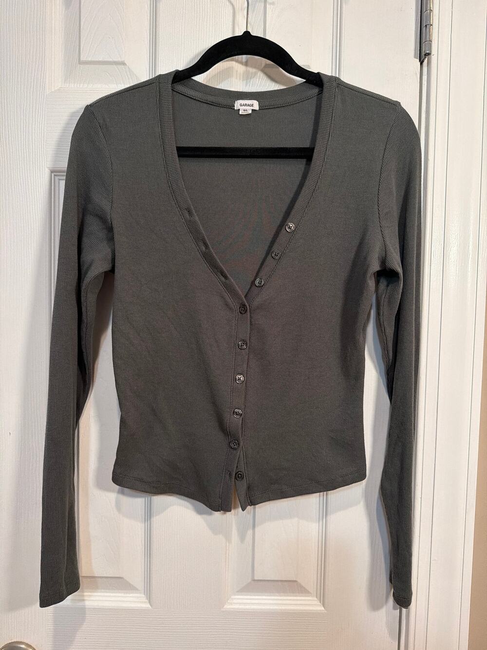 Garage Ribbed V-neck Button Front Long Sleeve Top Olive Large